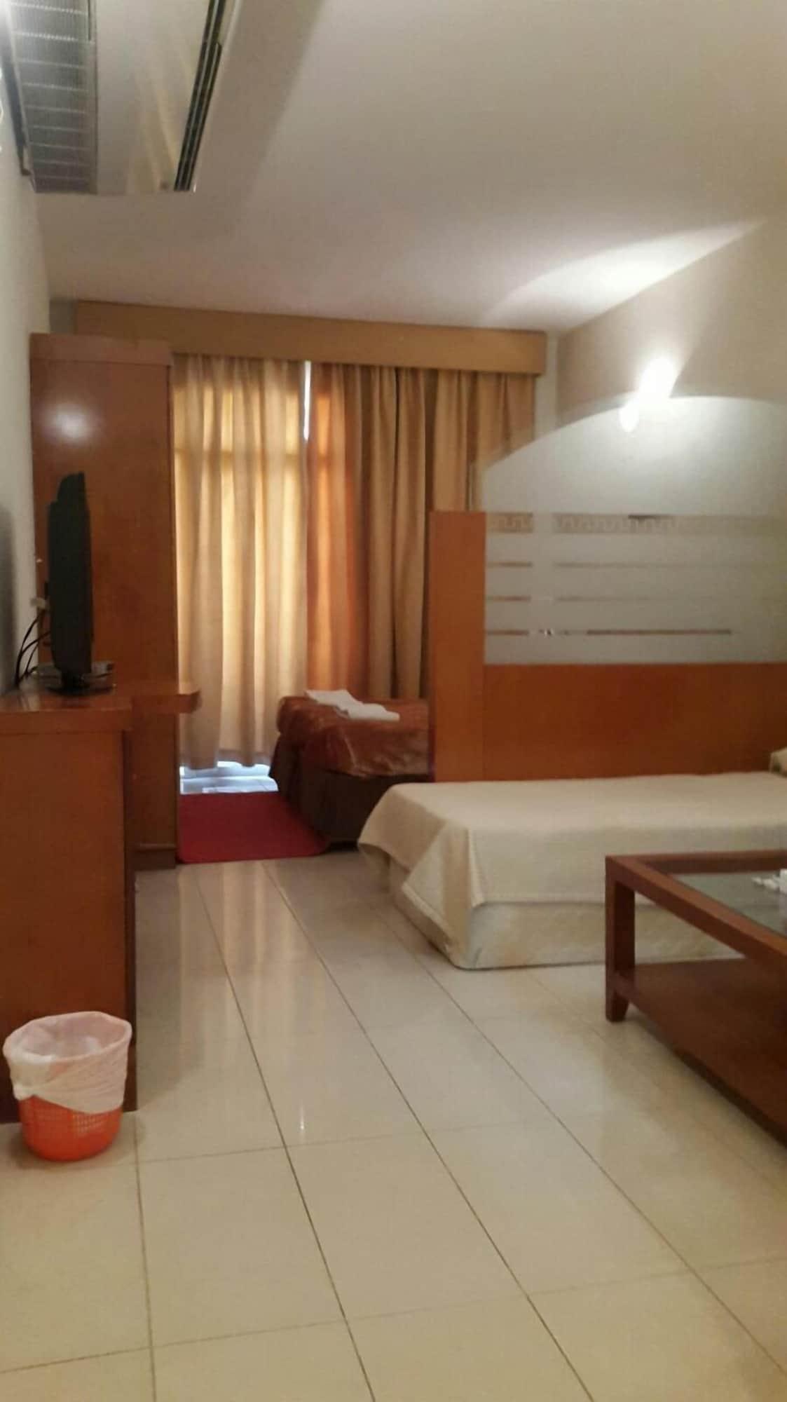 دبي Al Raien Hotel Apartment المظهر الخارجي الصورة