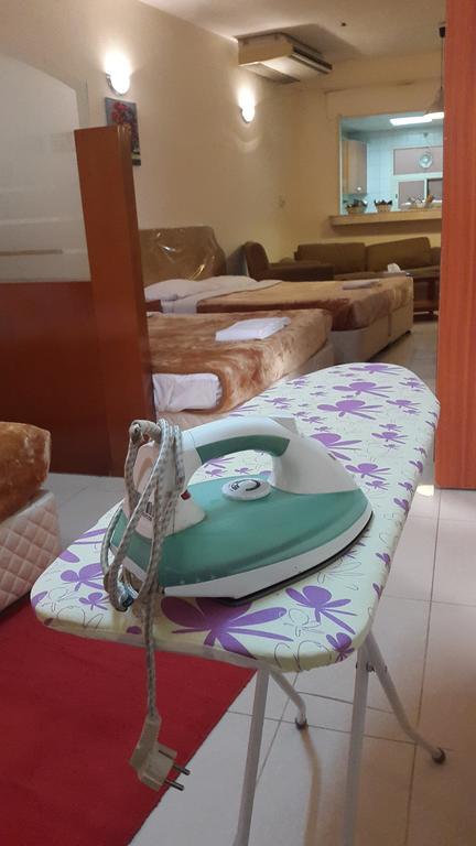 دبي Al Raien Hotel Apartment الغرفة الصورة