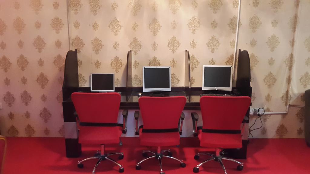 دبي Al Raien Hotel Apartment المظهر الخارجي الصورة